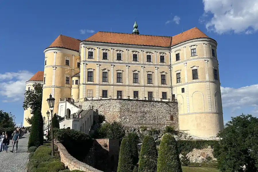 Logo ZONER se opět stal partnerem konference E-Government 20:10 v Mikulově